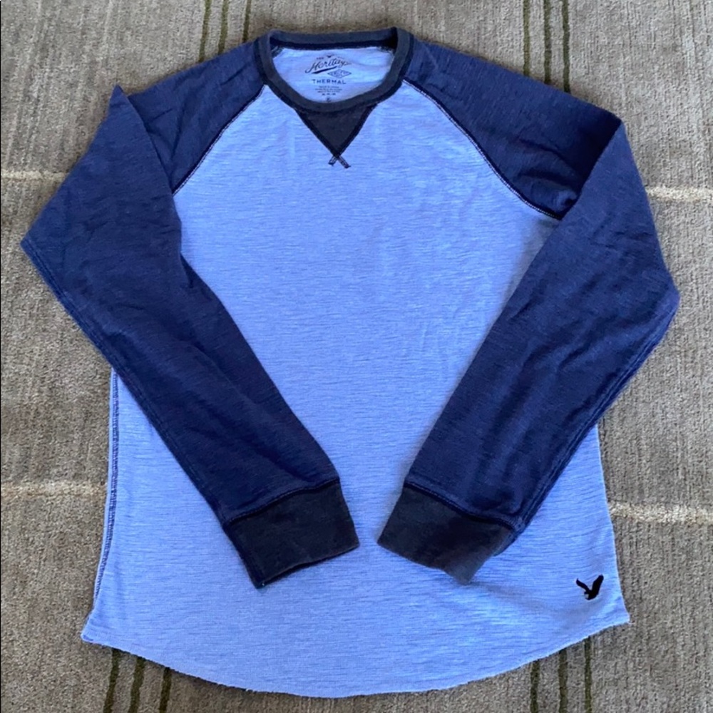 American Eagle Longsleeve